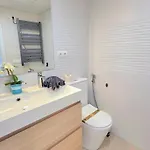 La Nogalera Vistas Modern 3bed 2 Bath With Seaviews And Private Parking By Namaste Elite Apartment