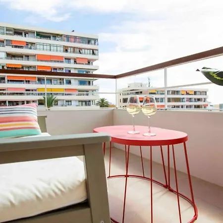 La Nogalera Vistas Modern 3bed 2 Bath With Seaviews And Private Parking By Namaste Elite Διαμέρισμα