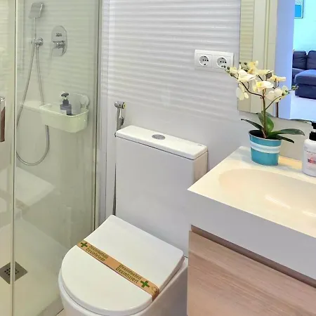 La Nogalera Vistas Modern 3bed 2 Bath With Seaviews And Private Parking By Namaste Elite Διαμέρισμα