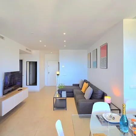 La Nogalera Vistas Modern 3bed 2 Bath With Seaviews And Private Parking By Namaste Elite Διαμέρισμα Τορρεμολίνος