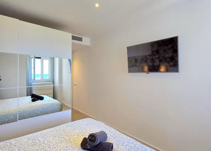 La Nogalera Vistas Modern 3Bed 2 Bath With Seaviews And Private Parking By Namaste Elite *