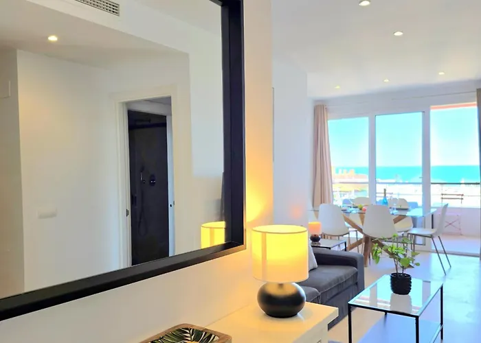 La Nogalera Vistas Modern 3Bed 2 Bath With Seaviews And Private Parking By Namaste Elite * Torremolinos