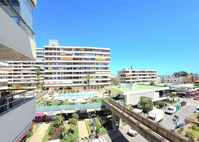 La Nogalera Vistas Modern 3Bed 2 Bath With Seaviews And Private Parking By Namaste Elite Apartmán Torremolinos