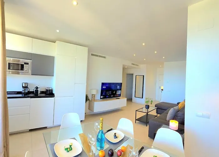 Lejlighed La Nogalera Vistas Modern 3Bed 2 Bath With Seaviews And Private Parking By Namaste Elite *